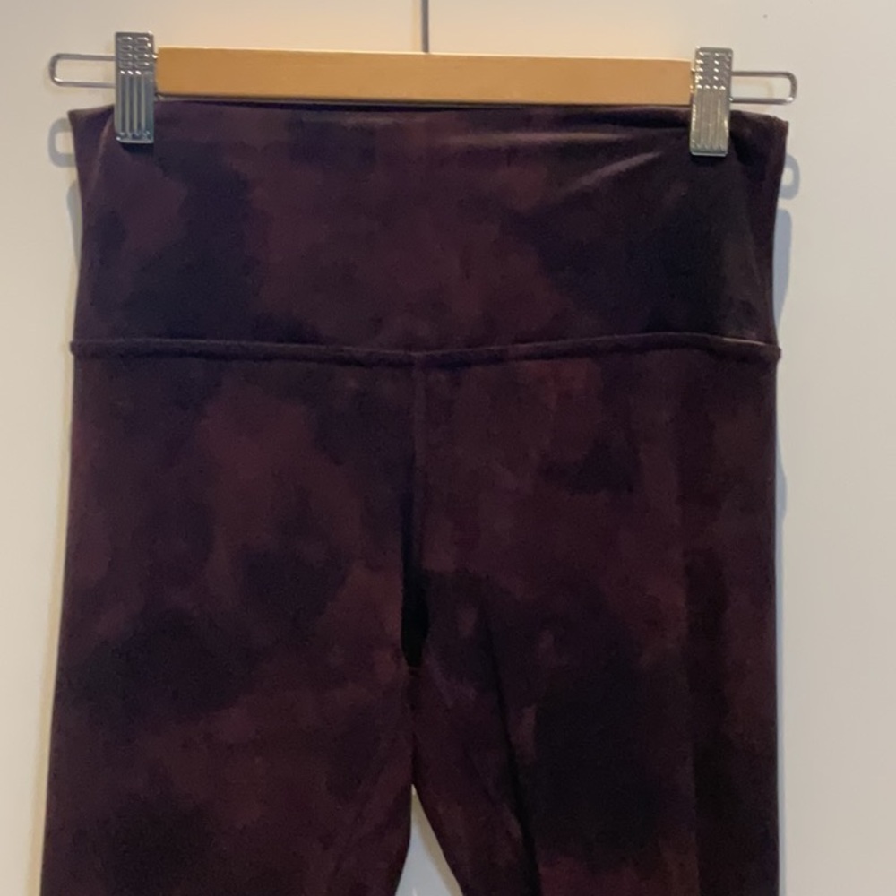 Lululemon Burgundy and Black Tye Dye Align Leggings